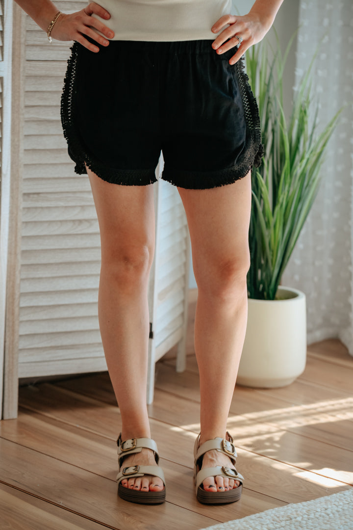 womens umgee black crochet trim dolphin pocket shorts