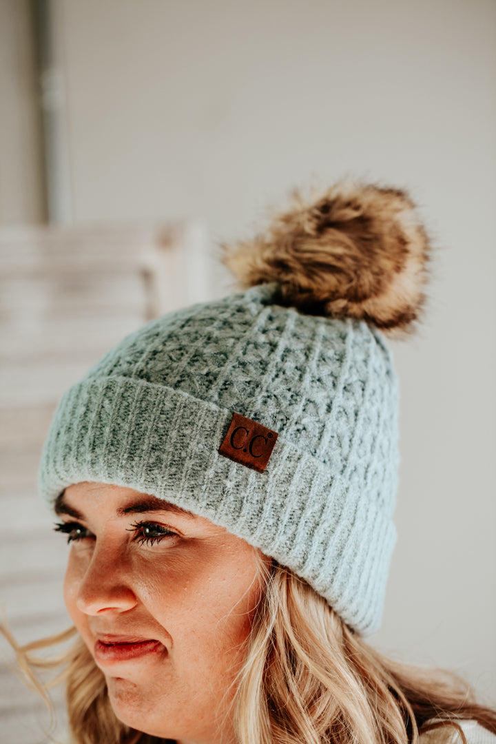womens knit c.c. hat winter pom blue